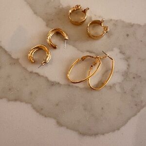 Elegant Gold toned Hoop Earrings Set